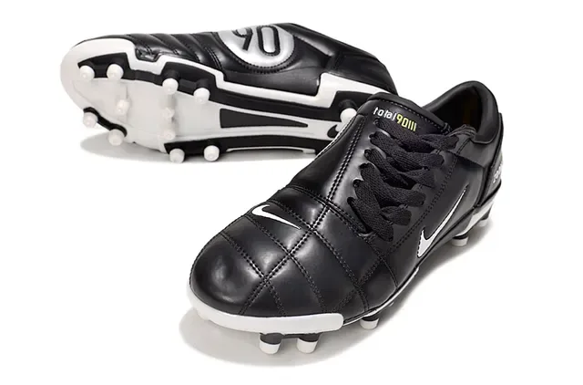 Nike Zoom Air কালো এবং সাদা ফার্ম গ্রাউন্ড ফুটবল জুতো 5