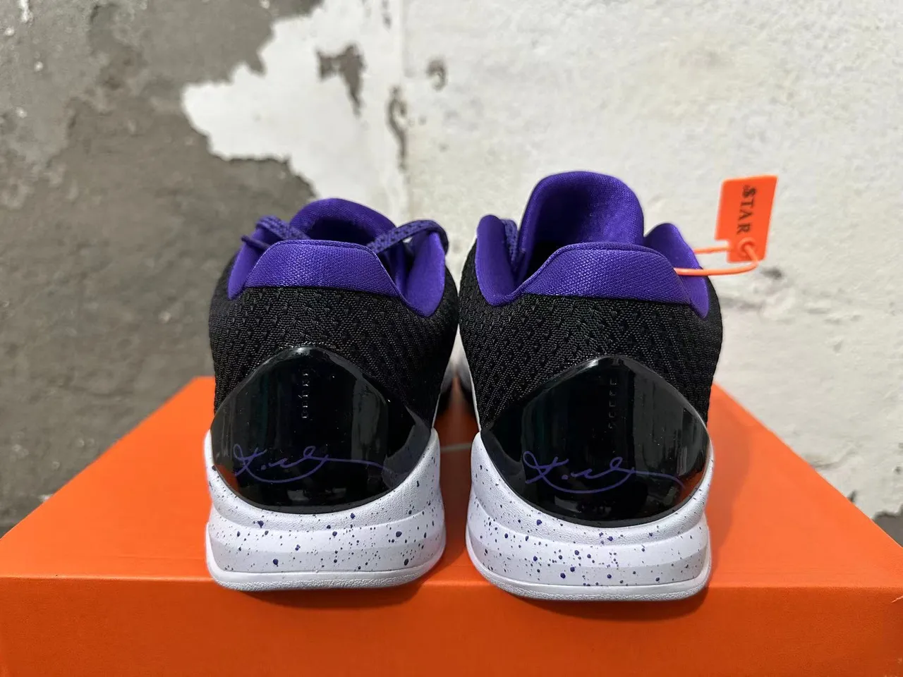 Nike Zoom Kobe IV Blanco Morado Zapatos de Baloncesto 3