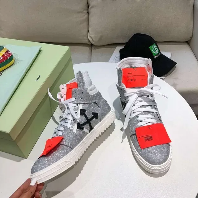 Off-White Arrow حذاء رياضي عالي لامع فضي أسلوب حياة 8