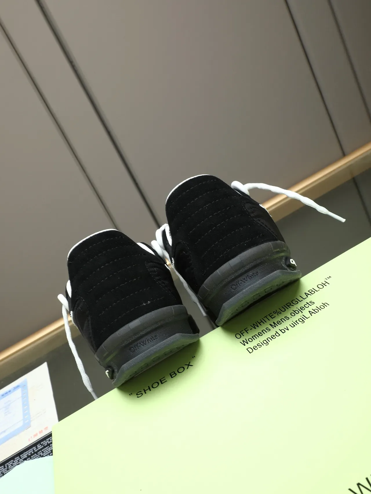 أحذية Off-White الرياضية السوداء دي كونستركتد الصناعية 3