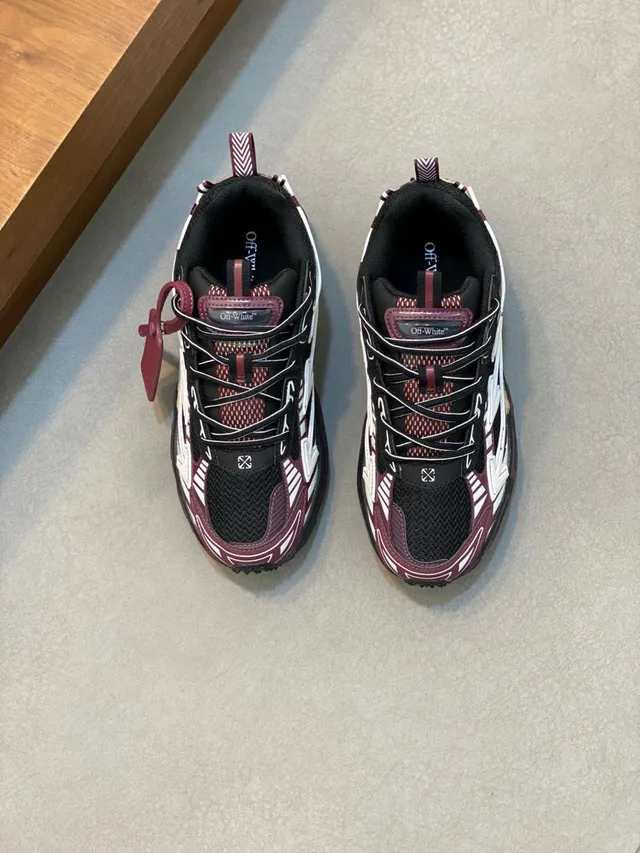 Off-White 酒红色 黑色鞋底 非对称箭头图案 厚底运动鞋 2
