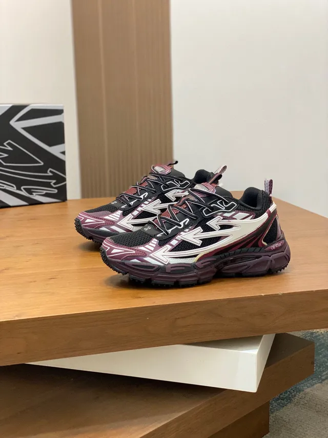 Off-White 酒红色 黑色鞋底 非对称箭头图案 厚底运动鞋 4