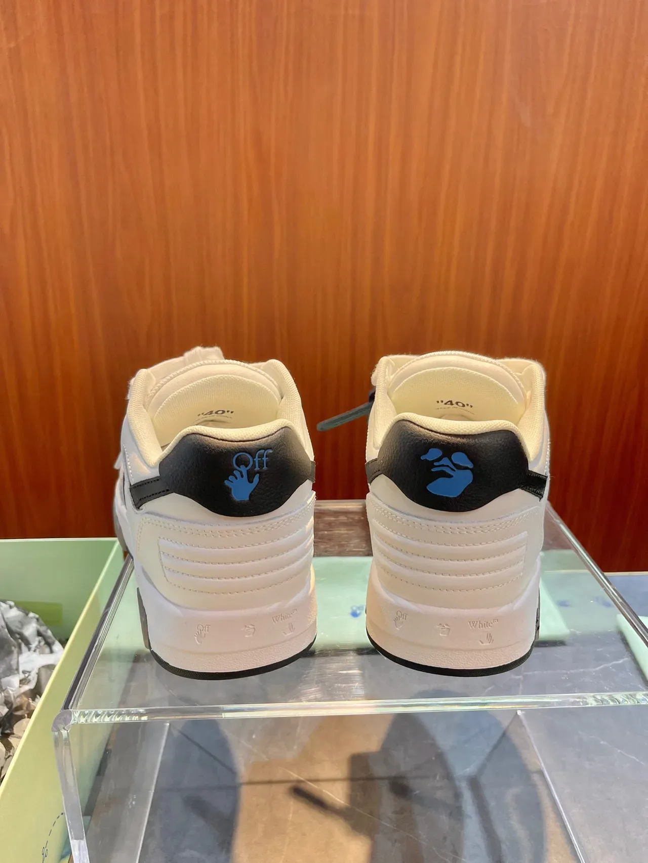 Off-White The Ten Arrow White Black Lifestyle Sneakers 4