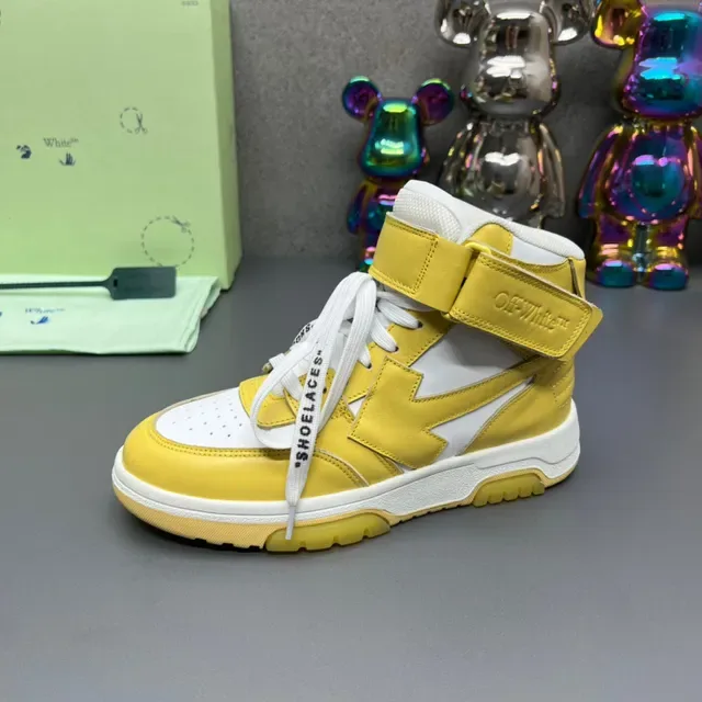 Off-White حذاء رياضي أصفر عالي الارتفاع مع حزام صناعي أسلوب حياة 4
