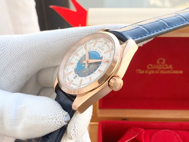 Omega Seamaster Worldtimer গোলাপী সোনা সাদা ডায়াল নীল কুমির স্ট্র্যাপ মেকানিক্যাল ওয়াচ 4