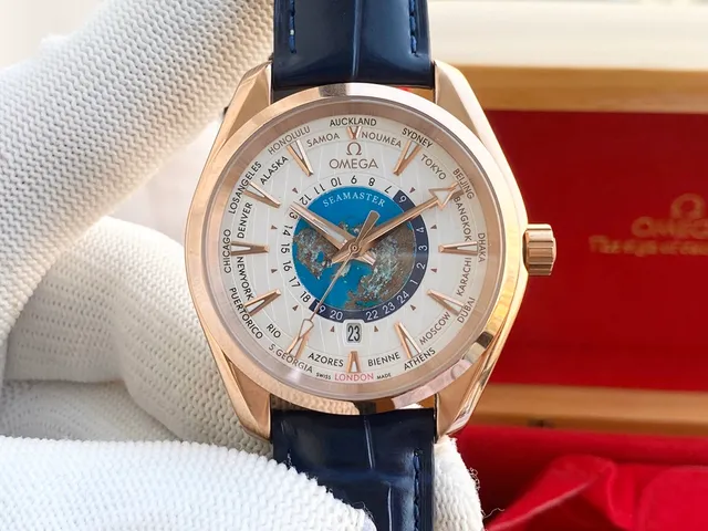 Omega Seamaster Worldtimer গোলাপী সোনা সাদা ডায়াল নীল কুমির স্ট্র্যাপ মেকানিক্যাল ওয়াচ 7