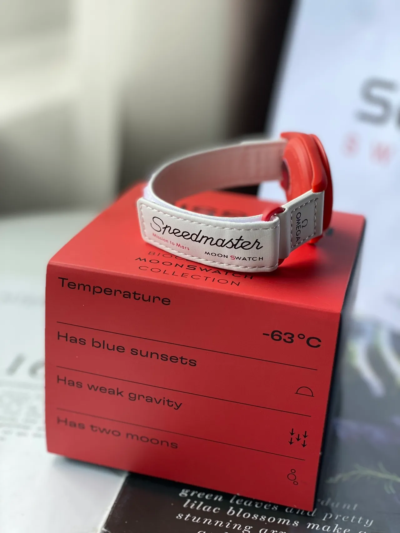 Omega Speedmaster MoonSwatch Rouge et Blanc Montre Mécanique 3