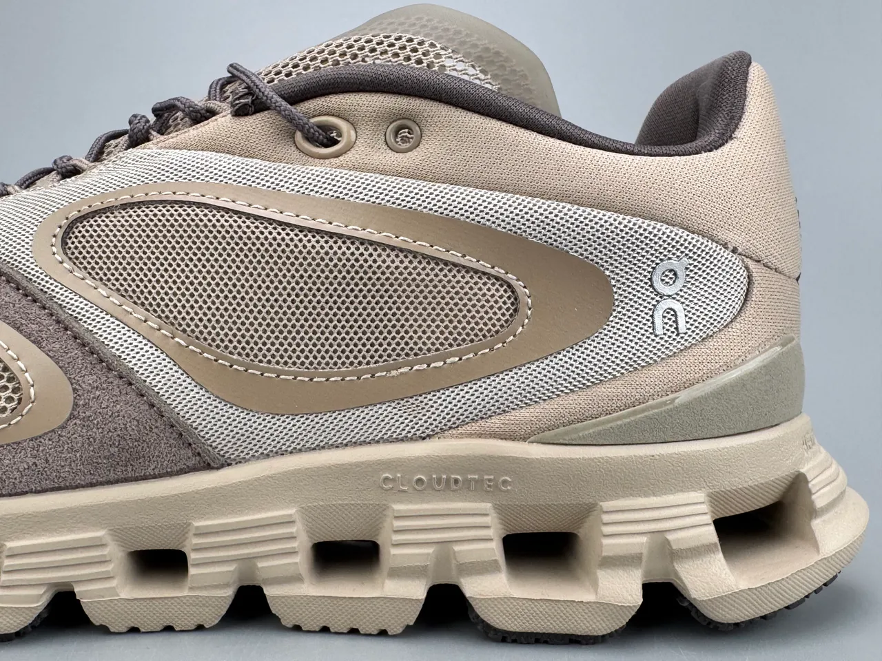 On beige marrón abierto hexagonal CloudTec mediopunto malla y ante panel construcción zapatillas 6