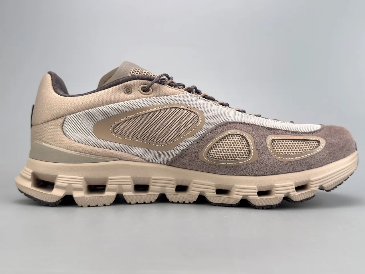 On beige marrón abierto hexagonal CloudTec mediopunto malla y ante panel construcción zapatillas 11
