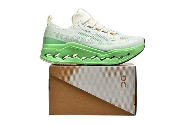 On Cloudmonster Chaussures de course Vert Lime 2