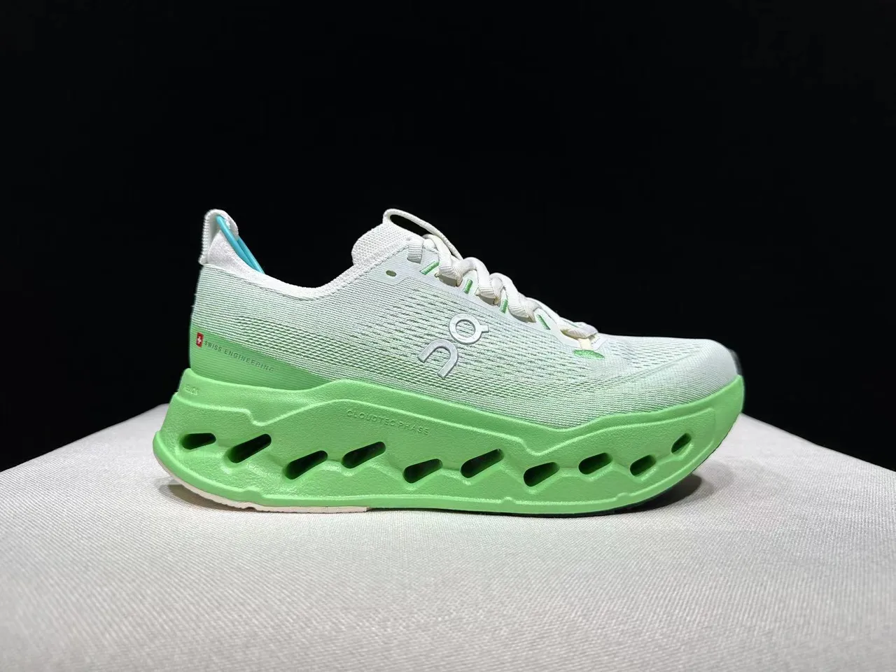 On Cloudmonster Chaussures de course Vert Lime 12