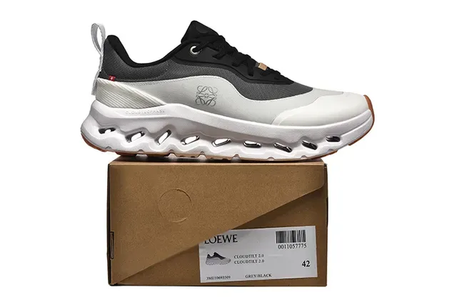On Branco Preto Solado Esculpido Open CloudTec Pods Tênis Lifestyle 5