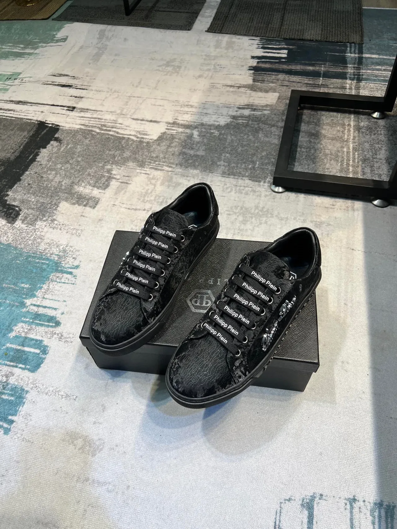Philipp Plein Black Silver Crackle-Textured Leather Upper Embossed Brand Midsole Lifestyle Sneakers 3