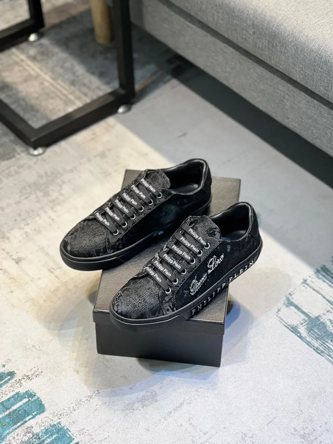 Philipp Plein Black Silver Crackle-Textured Leather Upper Embossed Brand Midsole Lifestyle Sneakers 7