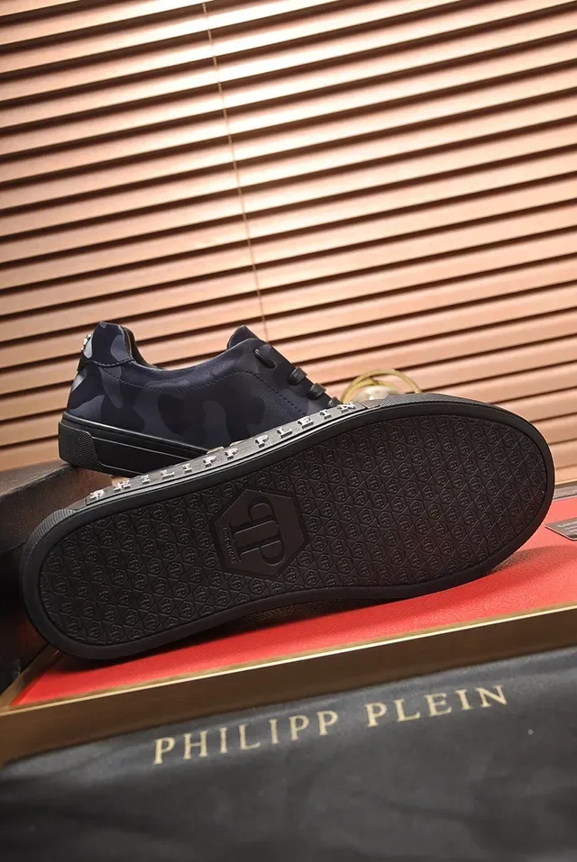 Philipp Plein ক্যামোফ্লাজ প্রিন্ট লেদার লো-টপ লাইফস্টাইল স্নিকার 4