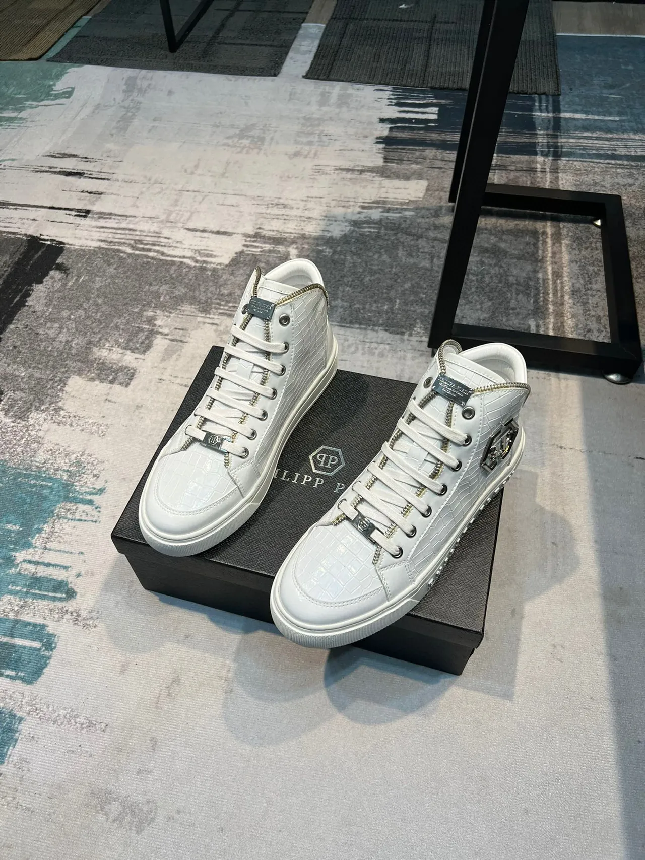 Philipp Plein 高帮鳄鱼压纹白色生活方式运动鞋 5