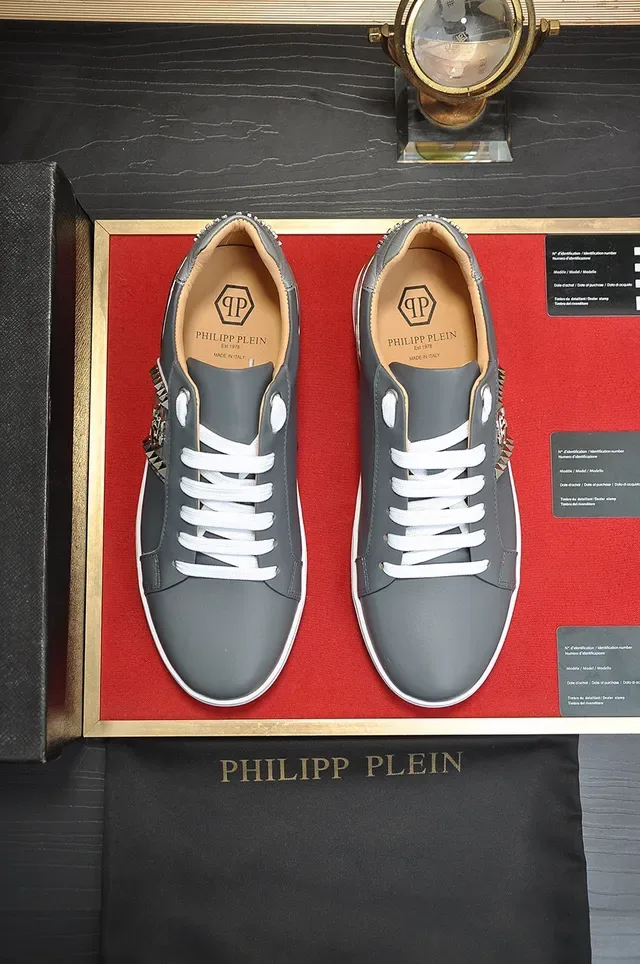 Philipp Plein গ্রে লেদার লাইফস্টাইল স্টাডড স্নিকার্স 9