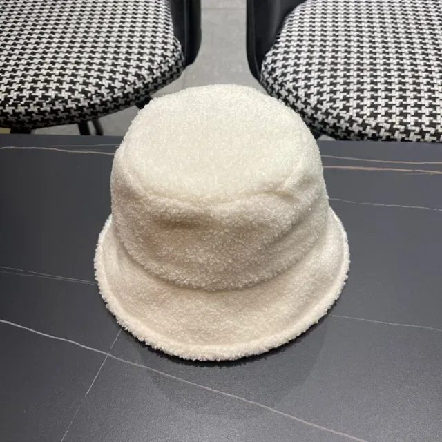 Prada Bege Preto Chapéu Bucket Texturizado Plush Shearling Off-White 6