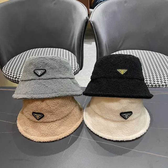 Prada Bege Preto Chapéu Bucket Texturizado Plush Shearling Off-White 10