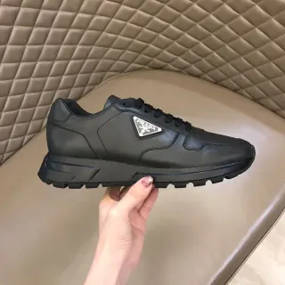 Prada Cloudbust Zapatos Lifestyle de Cuero Negro con Paneles