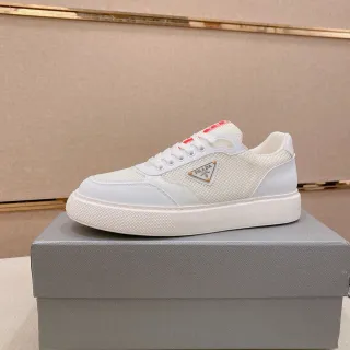 Prada Cloudbust Sneakers Lifestyle à Plateforme en Maille et Cuir Blanc