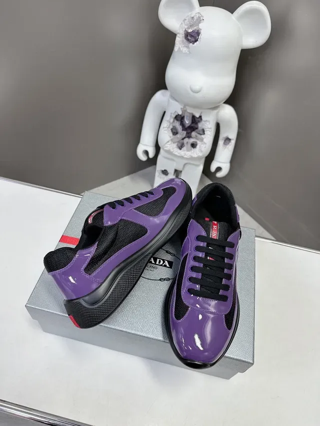 Prada বেগুনি কালো চকচকে পেটেন্ট লেদার মেশ কনট্রাস্ট লাইফস্টাইল স্নিকার্স 5