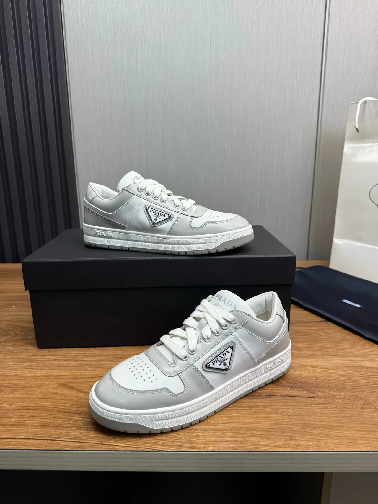 Prada Re-Edition 2005 Light Gray Leather Lifestyle Sneakers 4