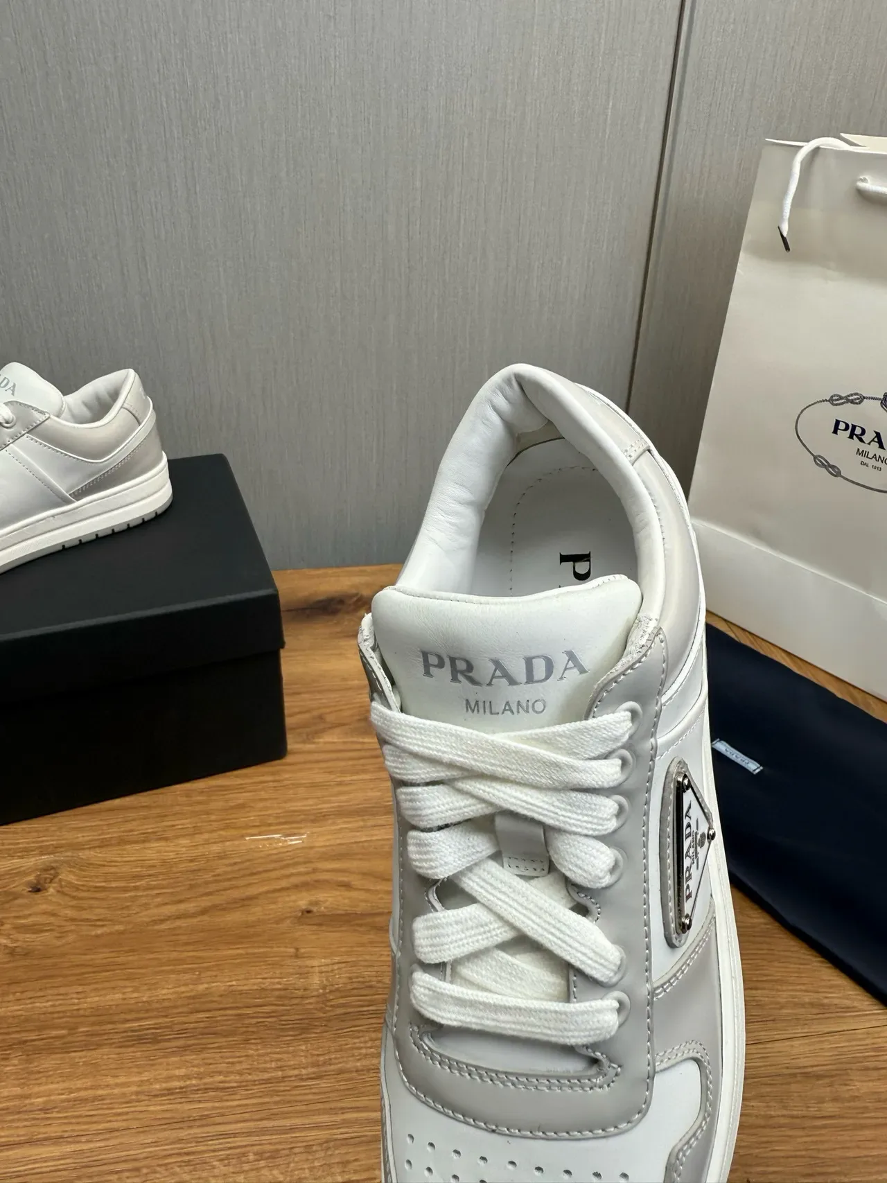 Prada Re-Edition 2005 Light Gray Leather Lifestyle Sneakers 9