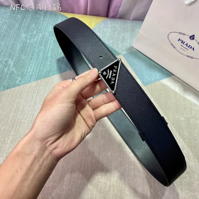 Prada 三角扣 Saffiano 皮革腰带 2