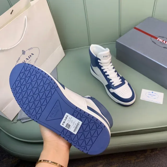 Prada Tênis Lifestyle de Couro Branco Navy High-Top Color-Blocked 2