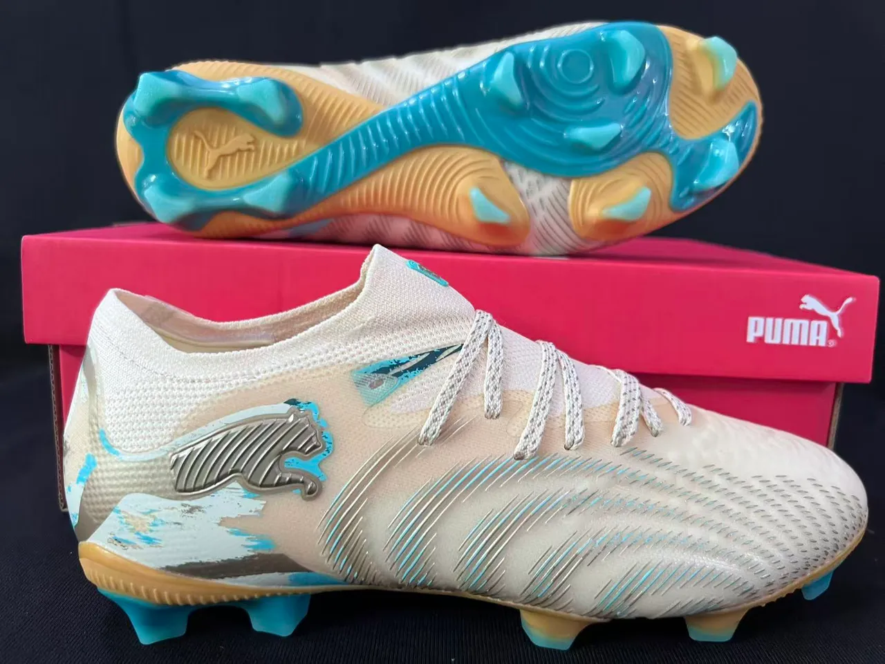 Puma Future Z Beige Blue Knitted Sock-Fit Upper Textured Ridge Detailing Firm-Ground Soccer Shoes 5