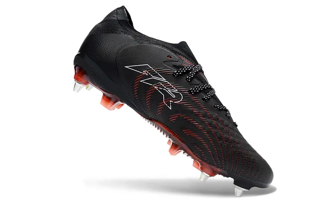 Puma Future Z কালো লাল ফার্ম গ্রাউন্ড ফুটবল জুতা 2