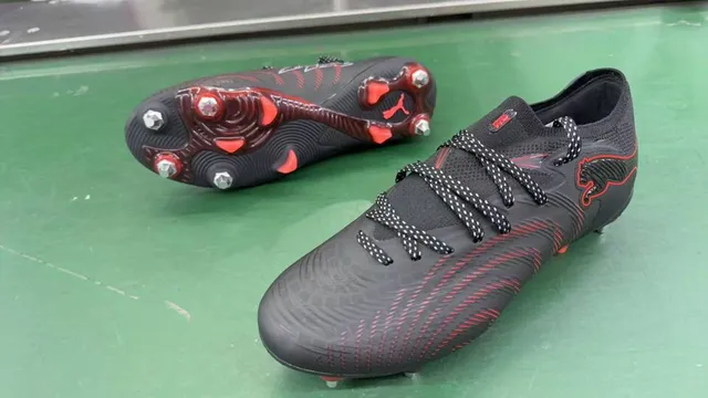 Puma Future Z কালো লাল ফার্ম গ্রাউন্ড ফুটবল জুতা 8