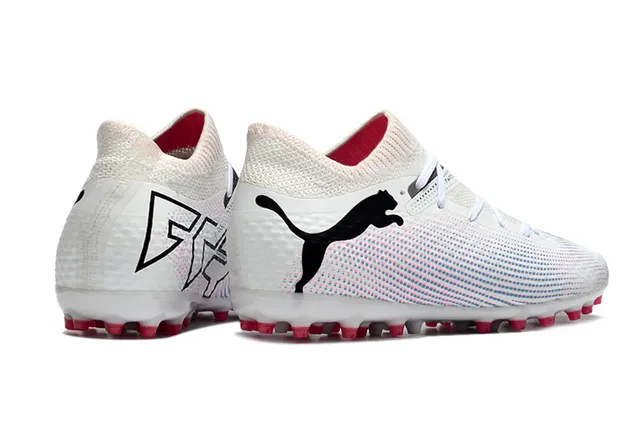 Puma Future Z Sapatos de futebol turf branco e rosa com upper de malha gola baixa 5
