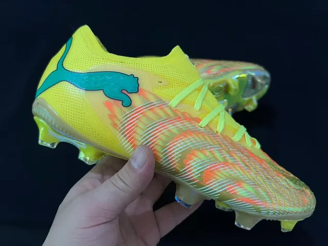 Puma Future Z হলুদ ইরিডেসেন্ট সোনালী আগুন ফার্ম-গ্রাউন্ড সকার শোজ 6