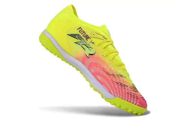 Puma Future Z Zapatos de fútbol para turf amarillo rosa low-cut con upper de gradiente 2