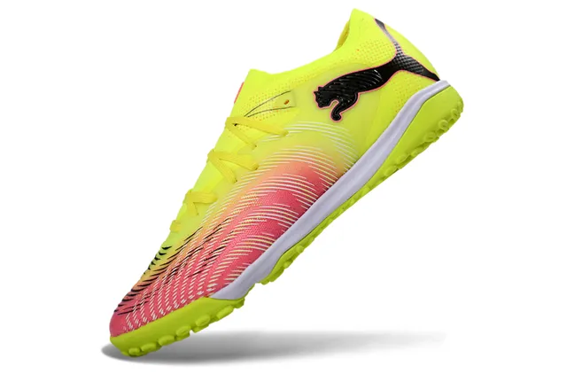 Puma Future Z Zapatos de fútbol para turf amarillo rosa low-cut con upper de gradiente 3