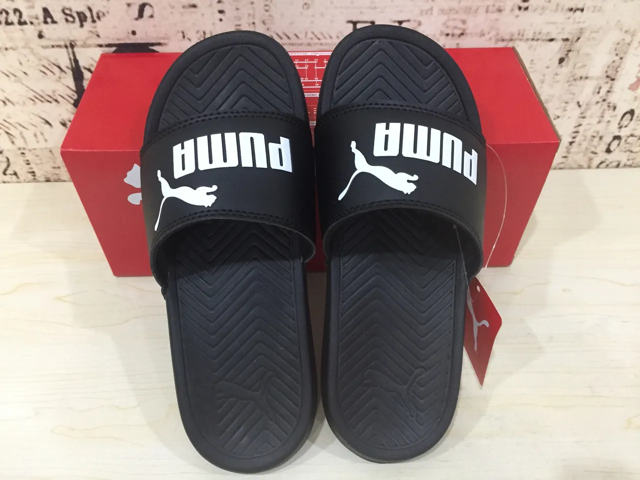 Puma Slide 黑色白色 Logo 拖鞋 2