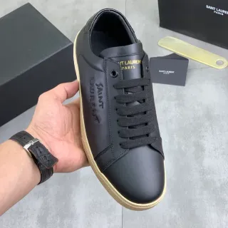 Saint Laurent काला भूरा चमड़े का ऊपरी हिस्सा उभरी हुई ब्रांडिंग लाइफस्टाइल स्नीकर्स