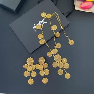 सेंट लॉरेंट सोने का सिक्का प्रेरित बहुस्तरीय चेन माला