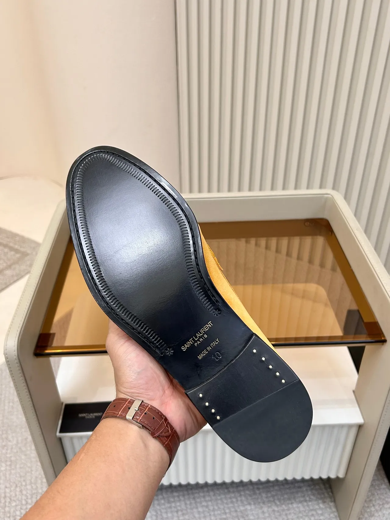 Saint Laurent mocassim amarelo preto camurça superior moc-toe costura mocassim 2