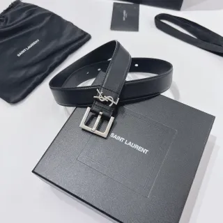 Saint Laurent Monogram Belt काली चमड़े की बेल्ट