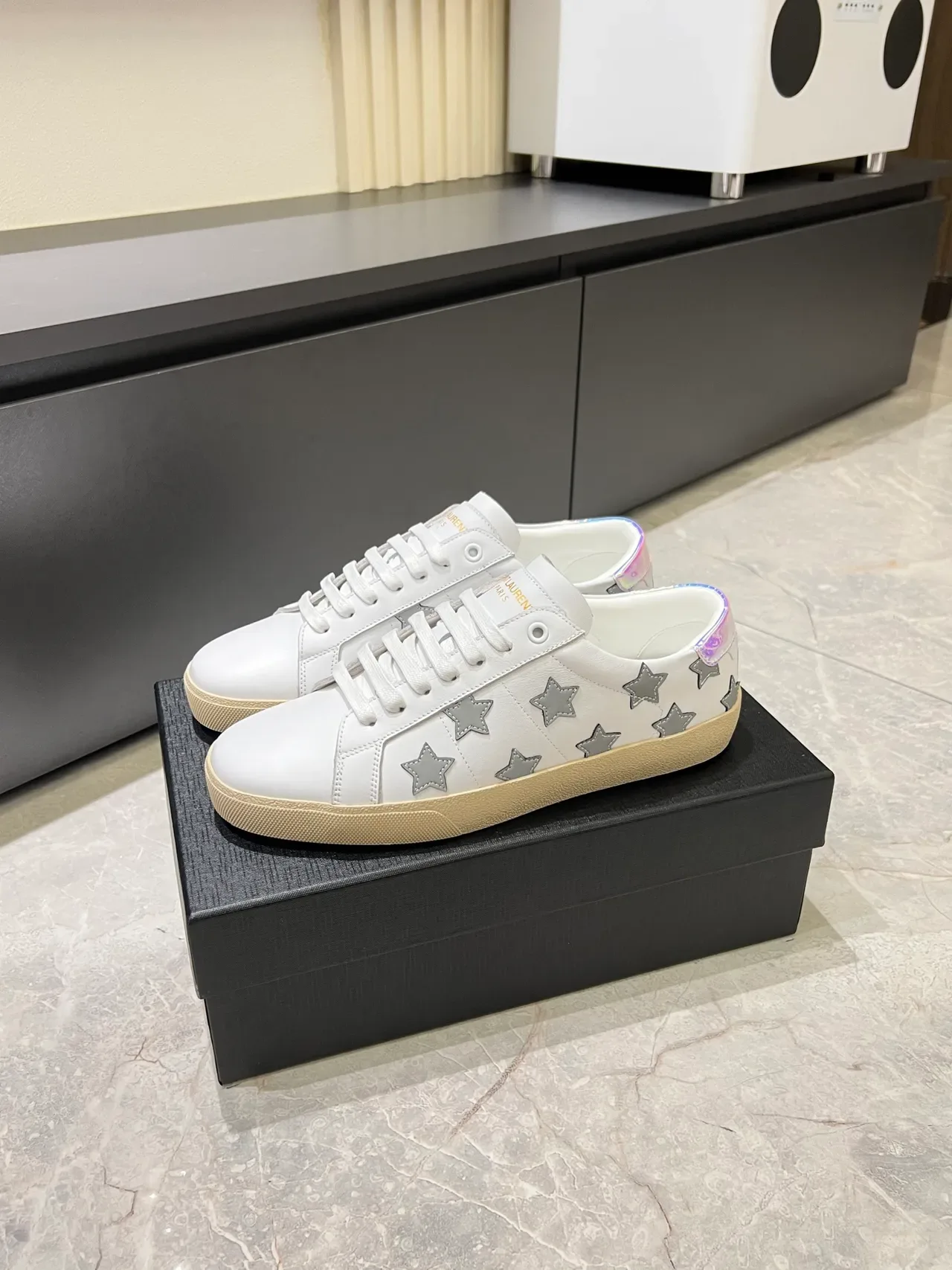 Saint Laurent 白银 皮革鞋面 星形贴花 生活方式运动鞋 5