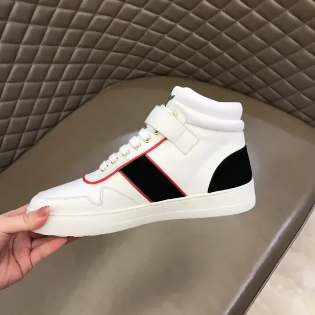 Salvatore Ferragamo Gancini Sneakers Lifestyle Blanches Rouges à la Cheville avec Sangle 3