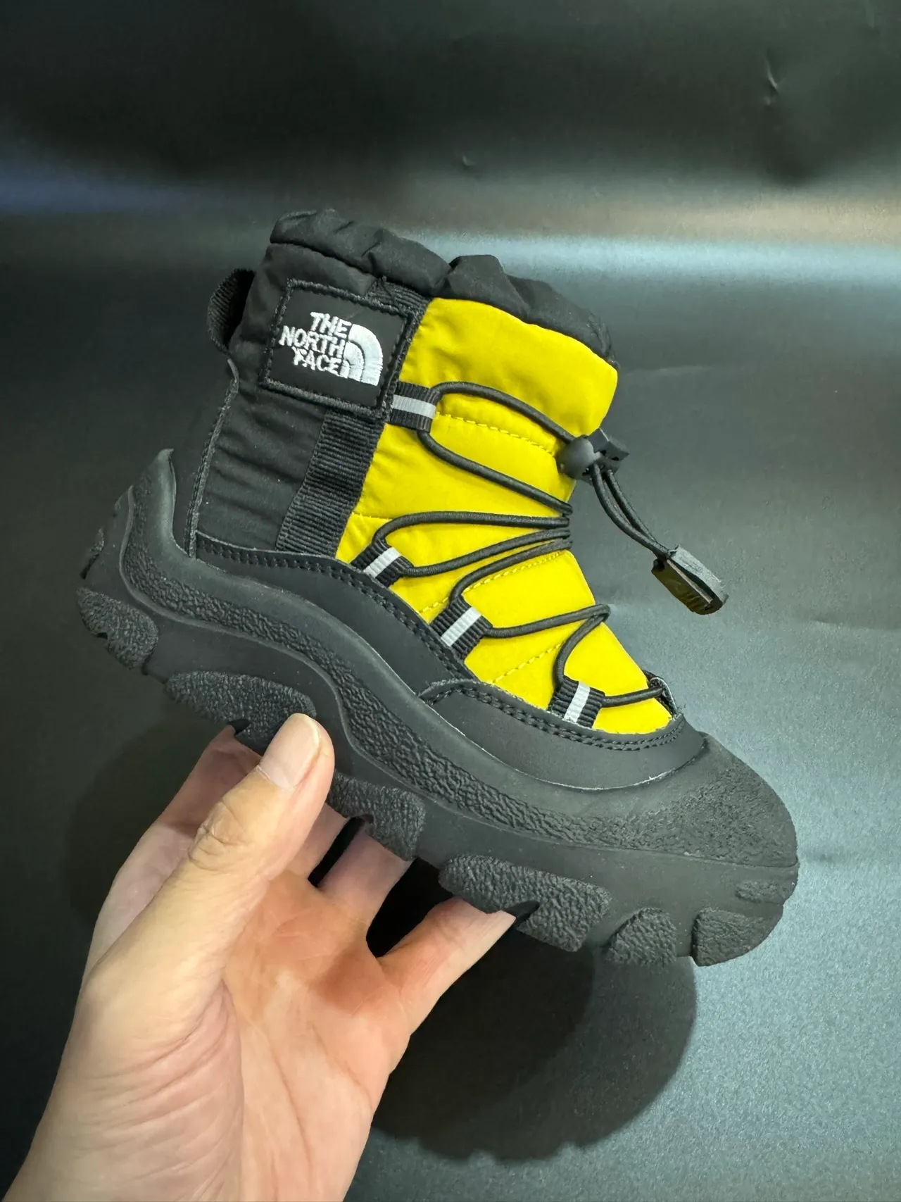 The North Face Negro Blanco Aislado High-Top Sistema de Lacing Bungee Botas de Nieve 7