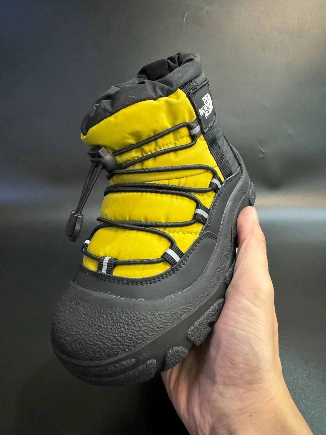 The North Face Negro Blanco Aislado High-Top Sistema de Lacing Bungee Botas de Nieve 9