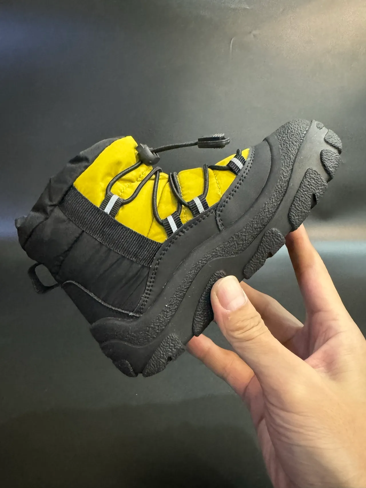 The North Face Negro Blanco Aislado High-Top Sistema de Lacing Bungee Botas de Nieve 10