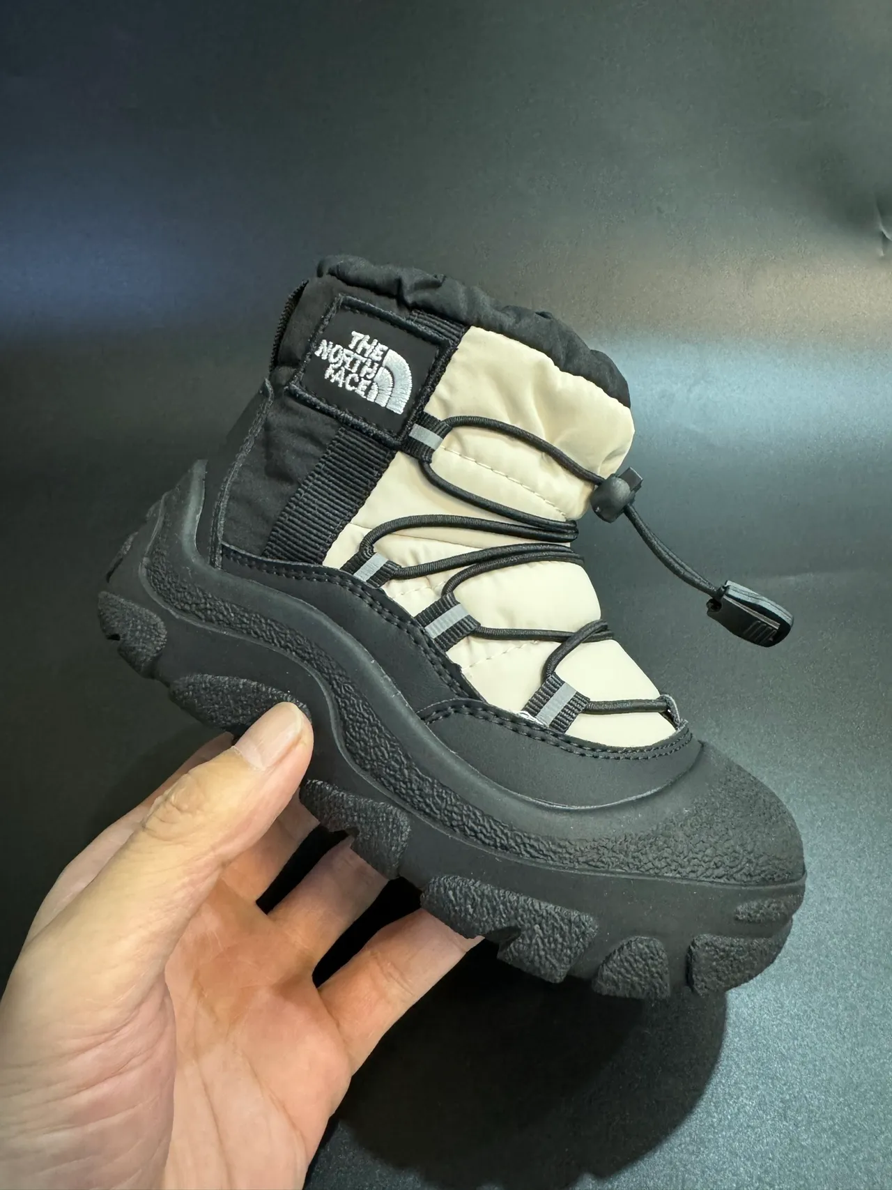 The North Face Negro Blanco Aislado High-Top Sistema de Lacing Bungee Botas de Nieve 16