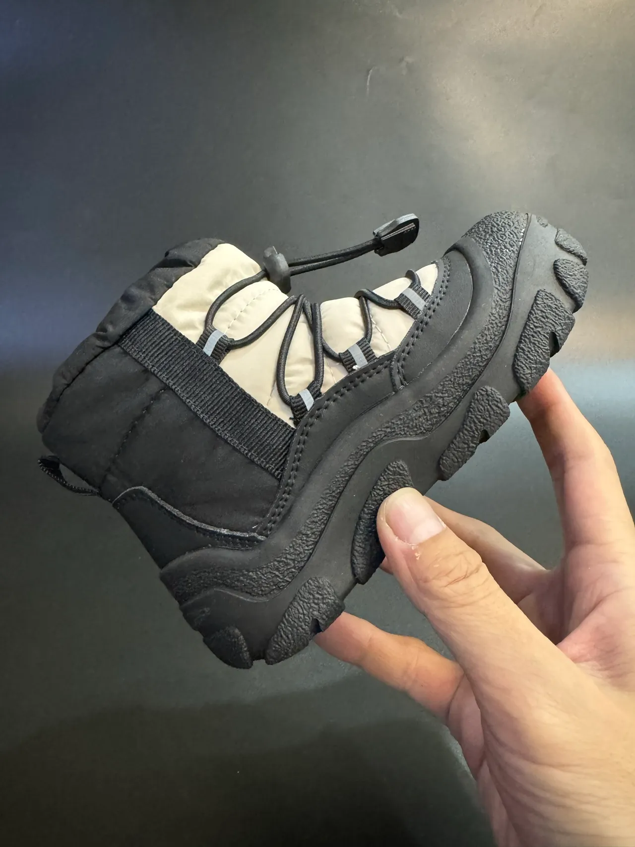 The North Face Negro Blanco Aislado High-Top Sistema de Lacing Bungee Botas de Nieve 19