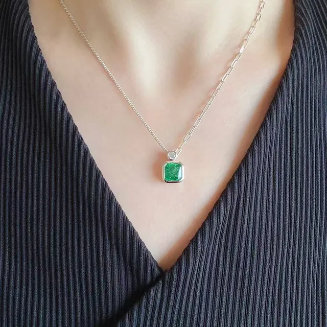 Tiffany & Co. Green Gold Emerald-Cut Gemstone Rose Tone Necklace 9